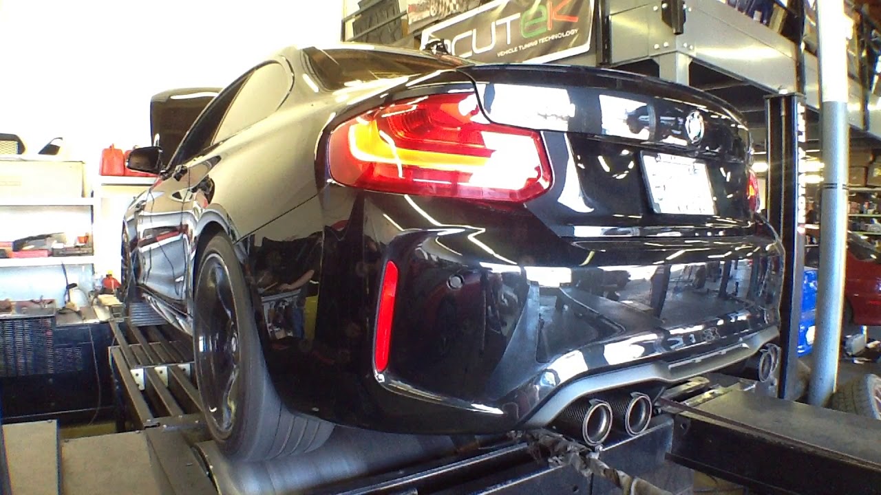 2017 BMW M2 / Dinan S2